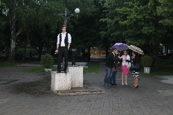Студенти от ЮЗУ в парад  на красотата