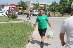 На пазар при комшиите в Делчево