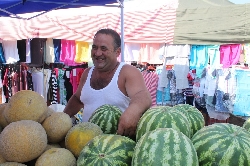 На пазар при комшиите в Делчево