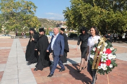 Кресна се преклони пред героите на Кресненско-Разложкото въстание