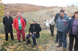 Родолюбиви българи построиха войнишки паметник в село Махалата