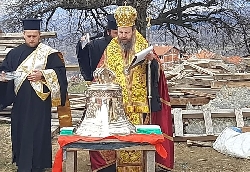 Исторически ден за Церово! За първи път камбанен звън огласи селото!