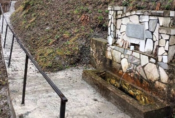 Сатовча върна славата на лечебен извор и възрожденска църква