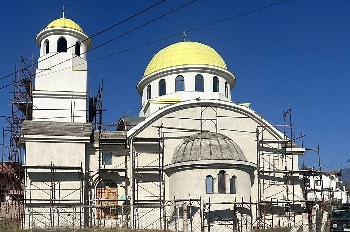 Джигурово се доближава до своя Александър Невски, гради уникална църква