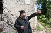Отец Николай - свещеникът-строител, който възкресява славата на Мелник като духовен център