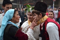 Работилница за дантели в Логодаж ще учи на занаят танцьори от ЮНЕСКО