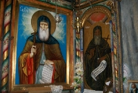 Църквата  Свети Антоний Велики” в Мелник лекува миряни с вяра и… окови