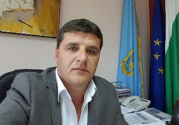 Кметът на Струмяни Емил Илиев: Трябва ни летателна техника за борба с пожарите!