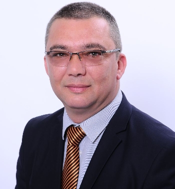 Николай Бошкилов: В политиката съм, защото ми пука!