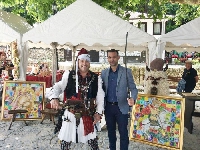 Сабя на два века впечатли кмета Котев на празника в Мелник