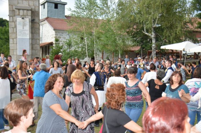 Село Градево се весели със стотици гости на Илинден