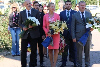 Музика и цветя за Деня на независимостта в Благоевград