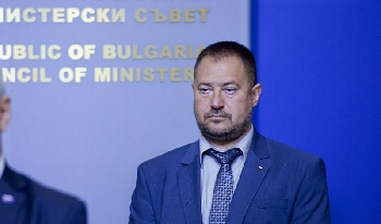 Задържан е председателят на Агенцията за българите в чужбина