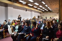 Мария Габриел и кметът Камбитов откриха конференция срещу насилието над жени