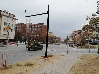 Започна изграждането на светофарна уредба на ул.  Славянска