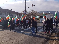 Бунтовна Кресна не се стресна от полицията и блокира пътя за Гърция