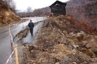 12 къщи са опасни за живеене в село Осина заради свлачище