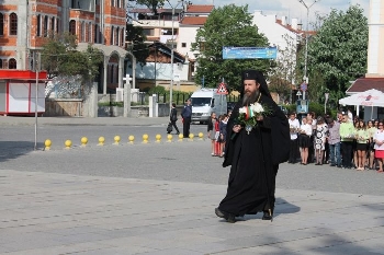 Цветя и венци за свободата на България в Гоце Делчев