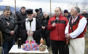 В Петрич зрее недоволство от смяната на отец Ангел Кочев
