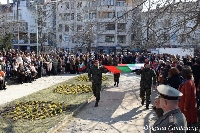 Сандански отбеляза с военни почести свободата на България