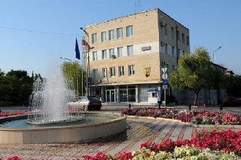 Министър открива обновената сграда на полицията в Петрич