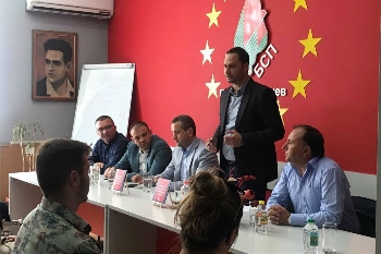 Младежи към кандидати на БСП: Върнете приятелите ни от чужбина