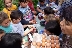 Над 150 яйца боядисаха благотворително деца в Крупник