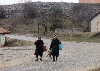 Кметът на община Струмяни назначи медик, който да преглежда в отдалечените села