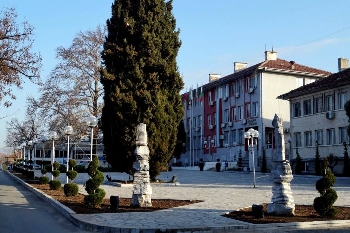 Миряни честват храмов празник в Струмяни