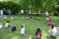 Чилик, ламатка и топорман играха деца в парка на Сандански