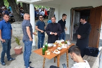 Миряни от Полето празнуваха край древно оброчище на Свети Дух