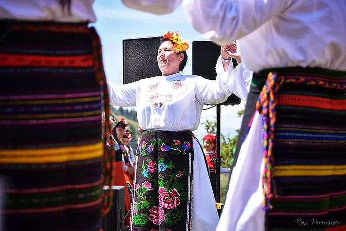 Снимка: tesnolineikata.com