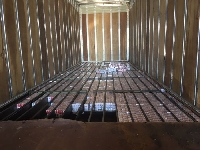 На Кулата откриха в камион с двойно дъно 16 440 кутии цигари