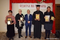 Творецът Илияна Тошева получи приза за Будител на годината в Сандански
