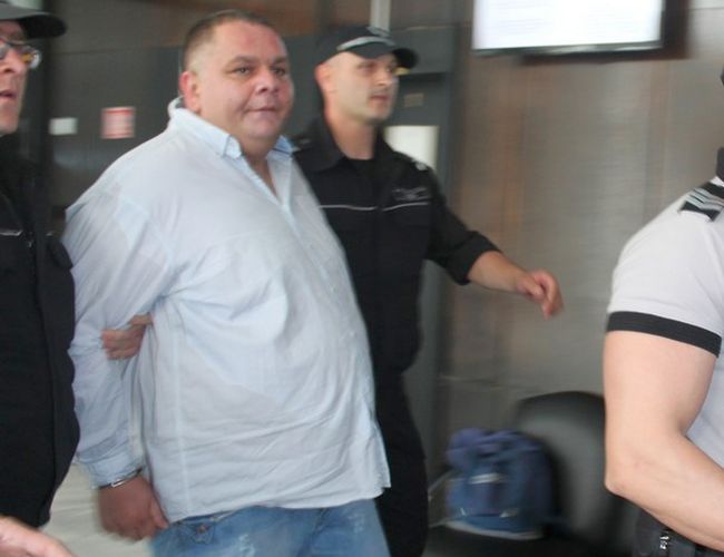Още 6 м. затвор за Марто Дебелия, заплашил надзирател в затвора