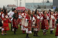 Уникалните кукери от Симитли сътвориха невиждано шоу