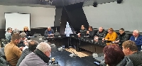 Селски кмет изминава 68 км, за да занесе хляб на хората в Габрово и Дебочица