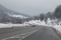 Заради обилен снеговалеж спират от движение камионите на ГКПП-Станке Лисичково