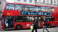 В Англия тръгват автобуси с надписи Слава на Аллах