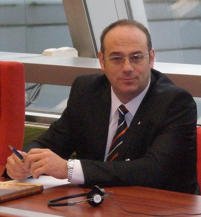 Атанас Семов