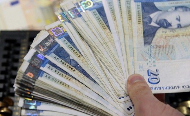 Арестуваха петрички лихвар, раздал над 7 000 лв. заеми