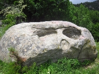 Студенти откриха тракийски скален жертвеник край Кресненското дефиле