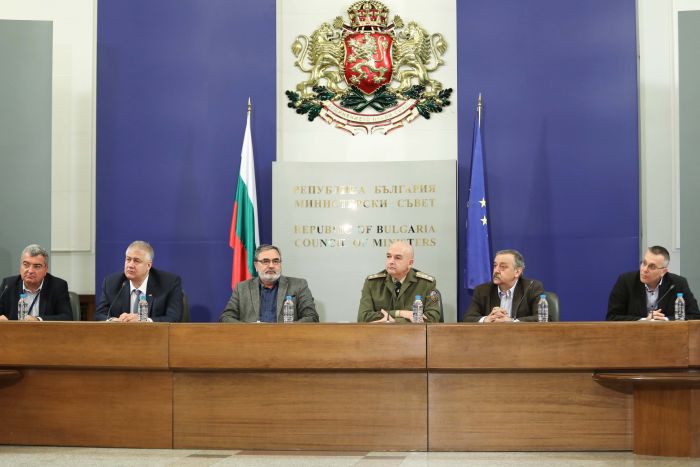 1811 са с COVID-19, още двама заразени в Пиринско