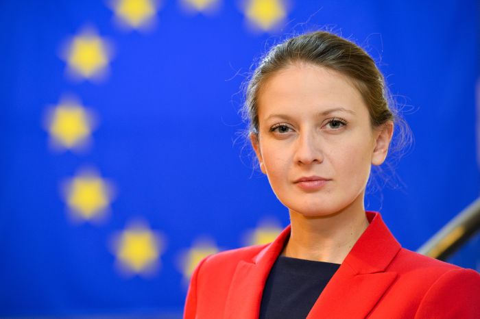 Цветелина Пенкова