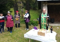 Десетки планинари на храмов празник в параклиса до хижа  Яворов”