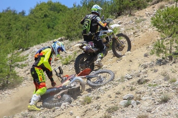 Банско стана и Enduro столица, два дни най-добрите състезатели показаха майсторство на две колела
