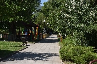 Икона на Христос закриля посетителите в градския парк на Симитли