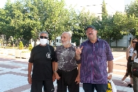 Протестът в Благоевград: Яйца полетяха към партийния офис на ГЕРБ