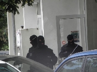 Арестуваха Мартин Дебелия и двама полицаи от Благоевград за трафик на жени