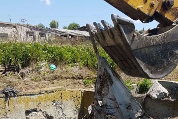 210 тона опасни отпадъци са загробили в село Рупци